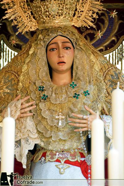 HuelvaCofrade's tweet photo. María Santísima Madre de la Misericordia ya espera en su paso de palio la llegada de un nuevo Lunes Santo. http://t.co/usZB9MnPhb