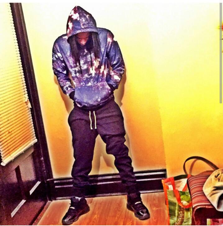 chuck_daDUECE's tweet photo. It's a real nigga GLO day turn up http://t.co/S29MXCdYB1