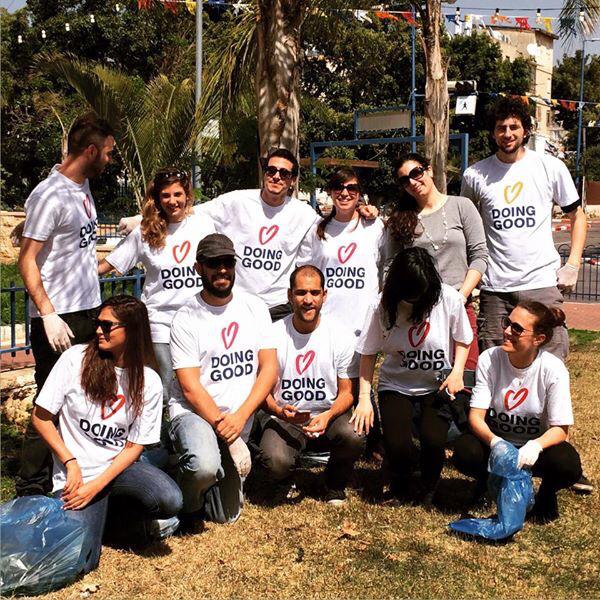 YaelAPeer's tweet photo. Beautifying the youth center in Or Yehuda. #GoodDeedsDay @ironSourceGroup @DannyMaxT @PamelaBeckerCBC http://t.co/NpXcbN7M68