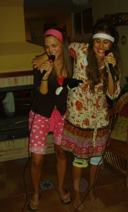 Martiita__6's tweet photo. Cumpleaños hoy de @lauamate ,ya va una veintena compartidos y q sigan sumando siempre. Felicidades pequeña te quiero http://t.co/Mefi1kUUVI