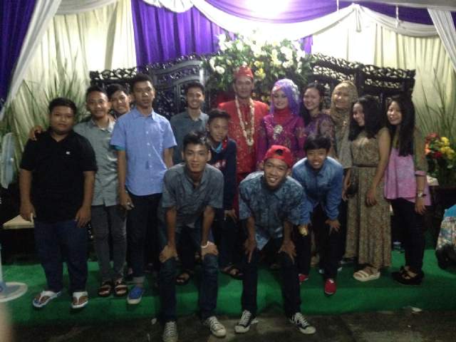 Tyfams__'s tweet photo. Wedding nya intan http://t.co/6RrK61UfQs