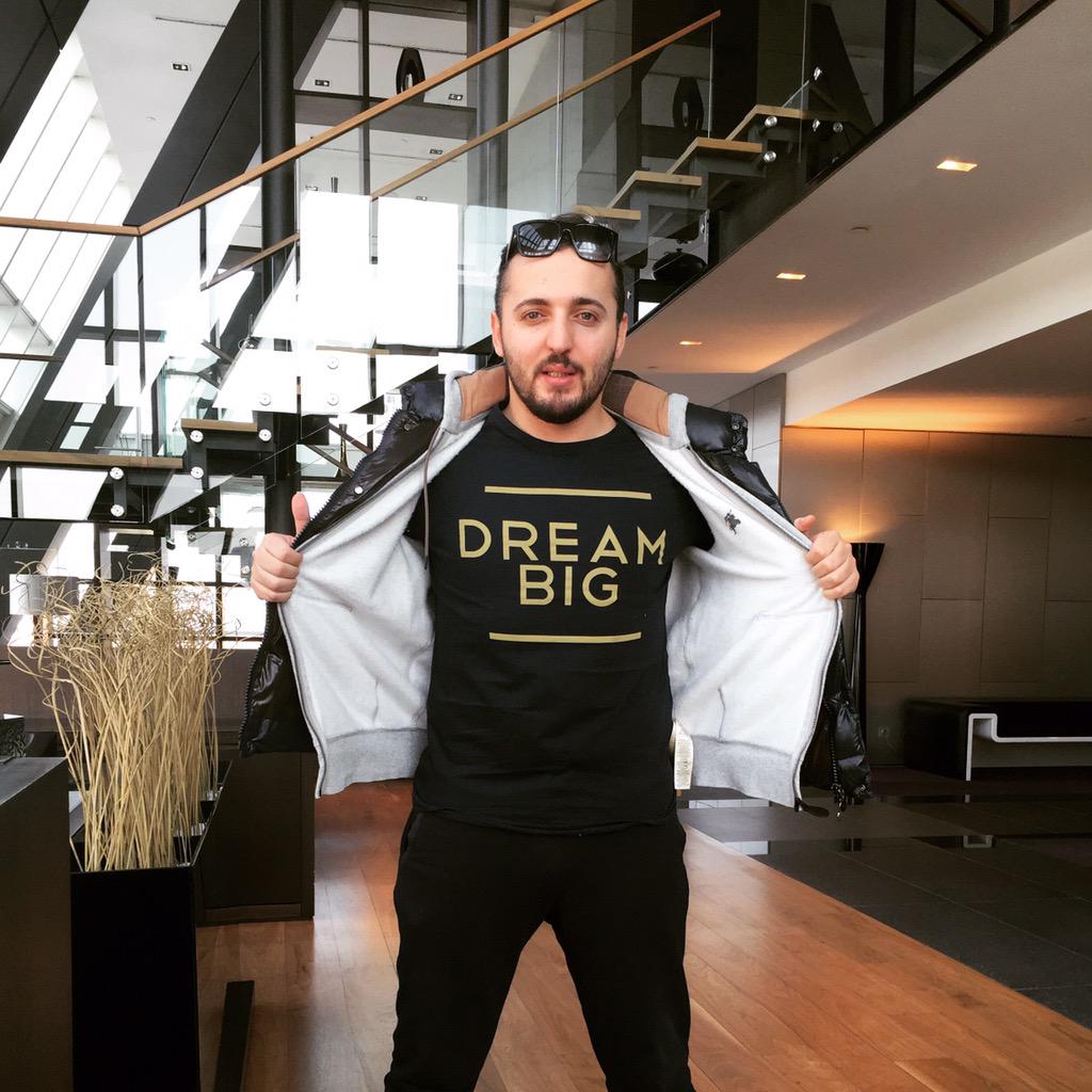 enesolgun's tweet photo. DREAM BIG! - http://t.co/B0cZRbIniE
#XHAN http://t.co/TwDTvN3mDC