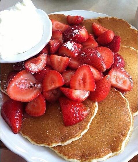 es_repera's tweet photo. En #Madrid ★ FRUTERIA ESTO ES LA REPERA ONLINE ★
Te gusta el fresón? Prueba los nuestros, fresones con sabor .
#boibu http://t.co/8r3gyzDPbM