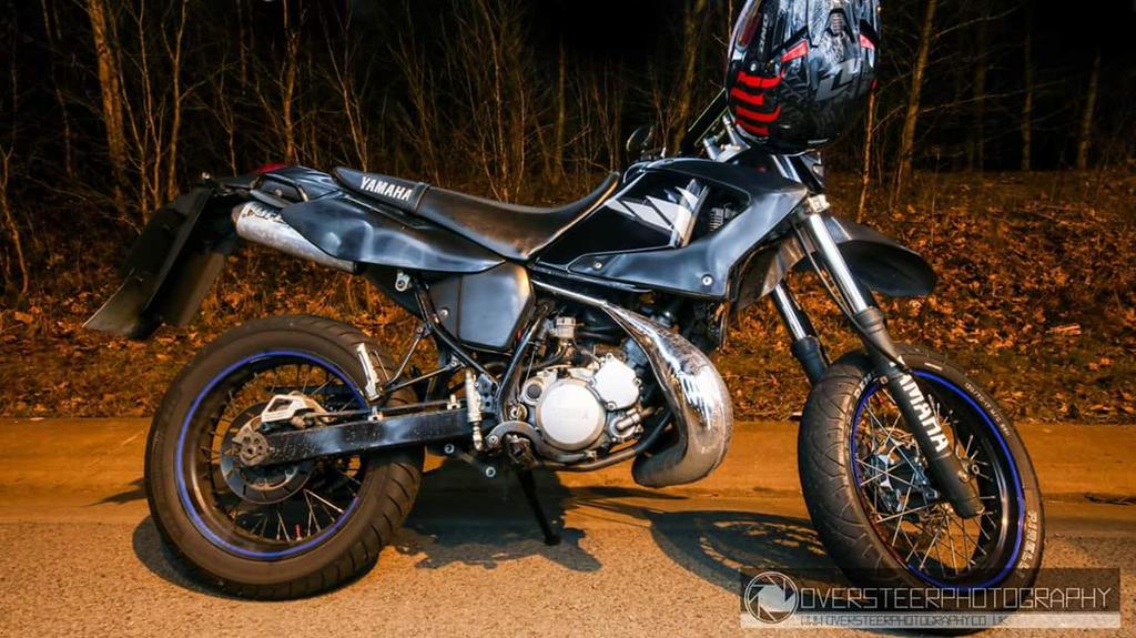 mike_medley's tweet photo. #lightexposure #MidnightMemories  #motorcyclediaries http://t.co/MULEv6Ihuk