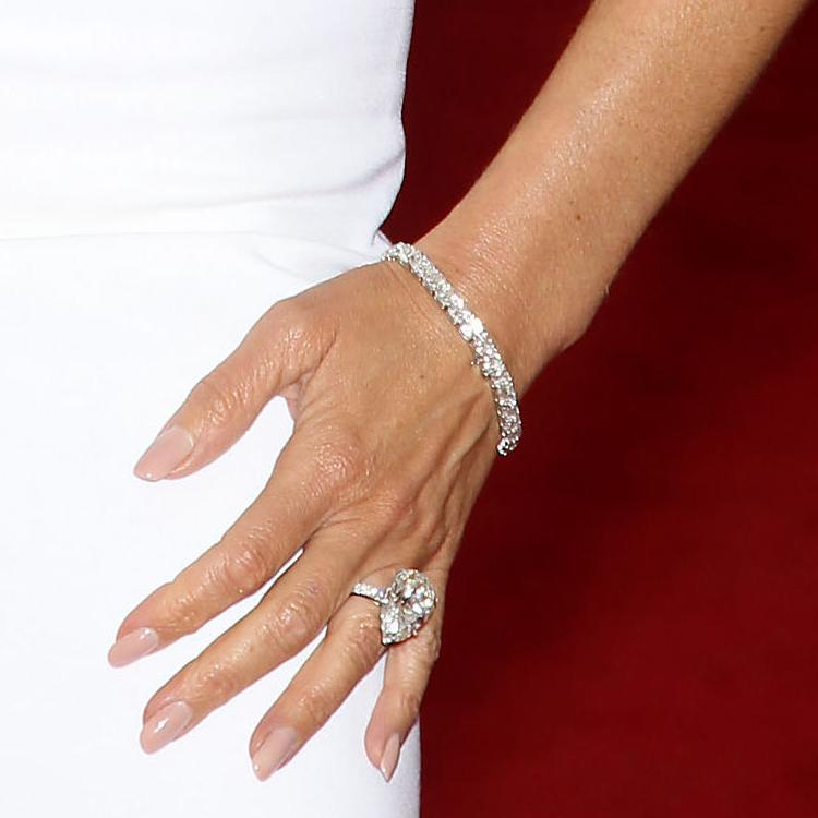 StylistMagazine's tweet image. The most stunning and spectacular celebrity engagement rings stylist.co.uk/fashion/a-z-ce…