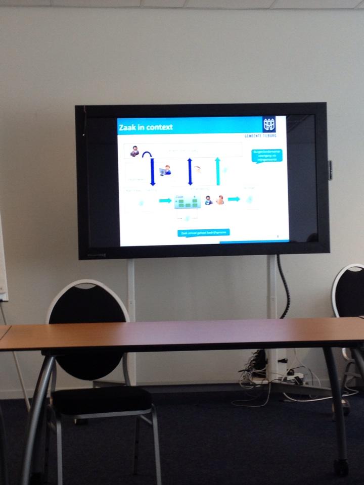 JolandaPolkamp's tweet image. Presentatie #Kaders&amp;amp;Richtlijnen #Zaakgerichtwerken Gemeente #Tilburg