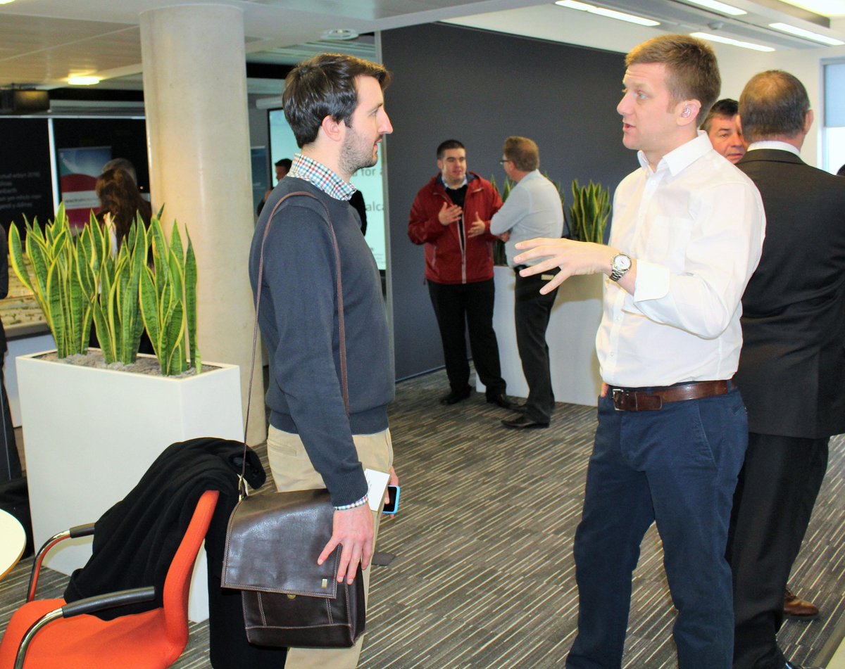 UltrafastCDF's tweet image. Great to catch up with @Captain_Gareth @Welsh_ICE at @DigitalCDF event - exciting projects in the pipeline!