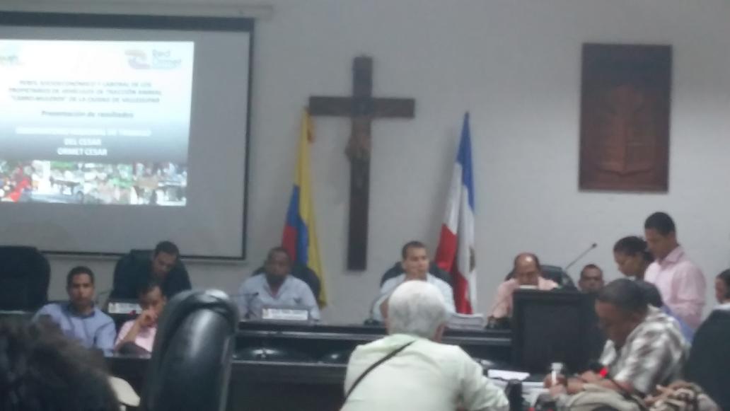 A esta hora <a href="/OrmetCesar/">ORMET CESAR</a> presenta estudio sobre #carromuleros en el @ConcejoValledup  <a href="/Valledupar/">VALLEDUPAR</a>