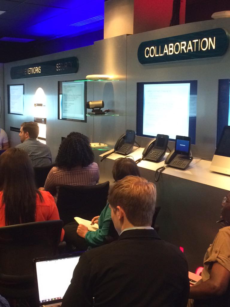 AngieBeltz1's tweet image. #TBTFExLab #spcmedia #Tech_Data Richard Pinder sharing the value of Video Conferencing and UC with students