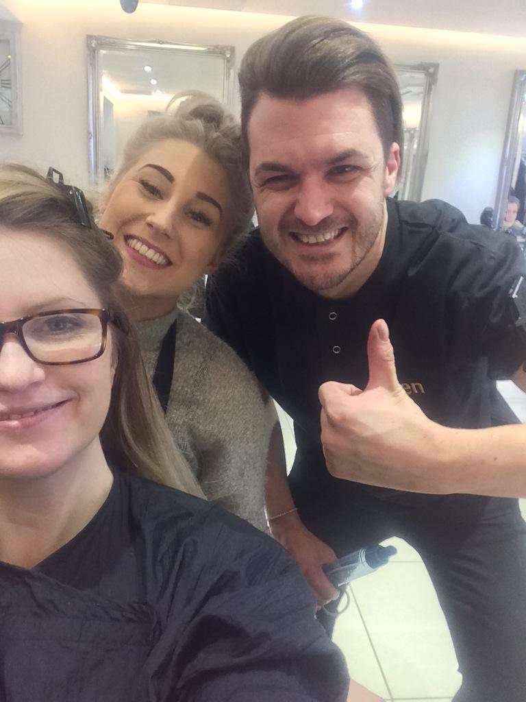 Hairven1's tweet photo. The awards prep has started #EHABA2015 angels Collette @pbk8grettz @FeredayStar woohoo see you all Sunday 😘 http://t.co/eAiQpDm3x3