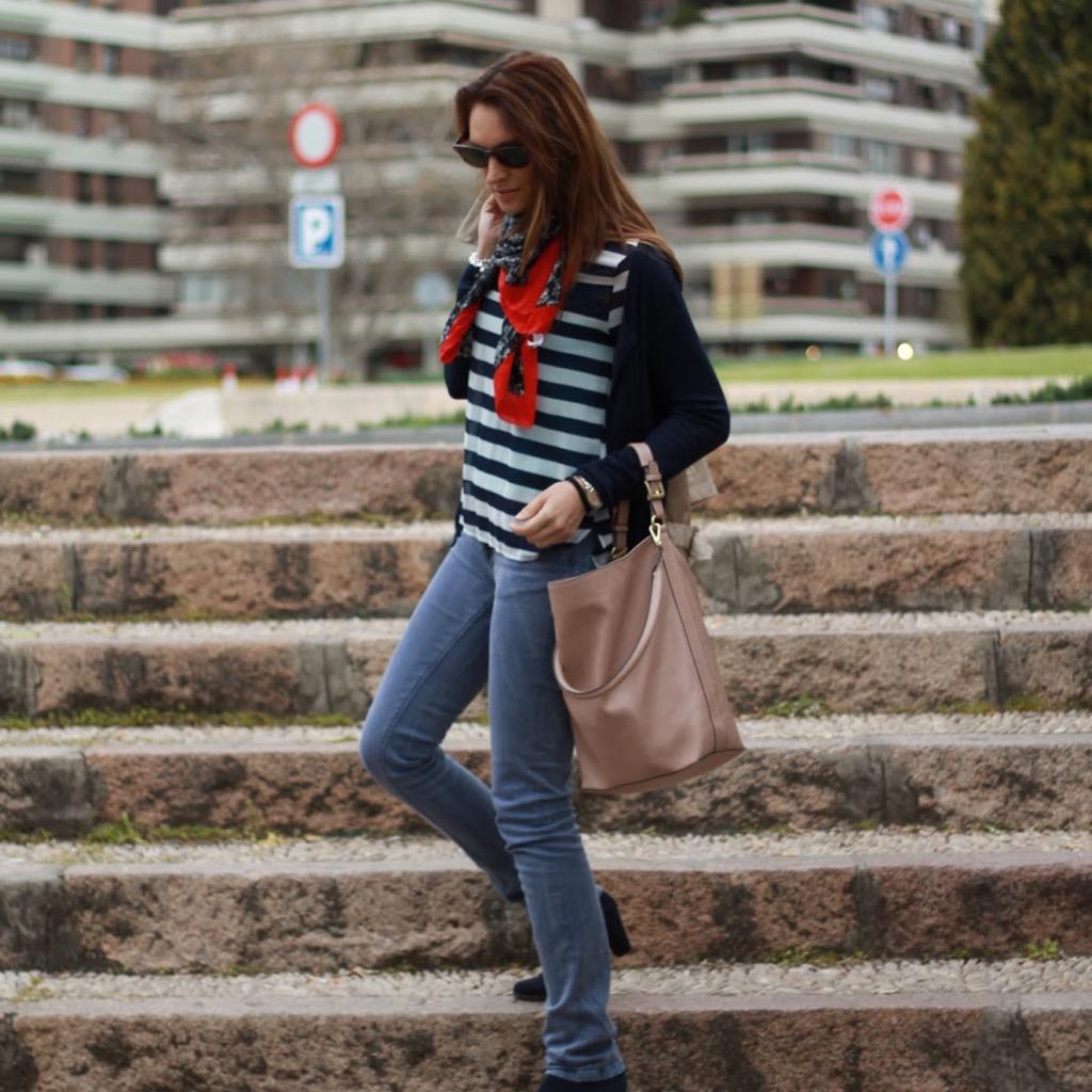 GranViaModa's tweet photo. .@trendymiriam os presenta dos nuevas marcas en su blog! #sandraStyle #queGuapa
http://t.co/ESK1rRHbpE
#blogger #moda http://t.co/oKqptUcWF3