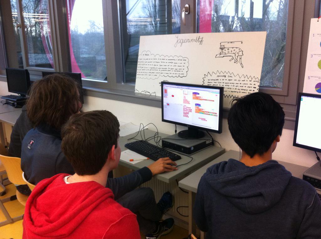 keizerkarelcollege tweet media