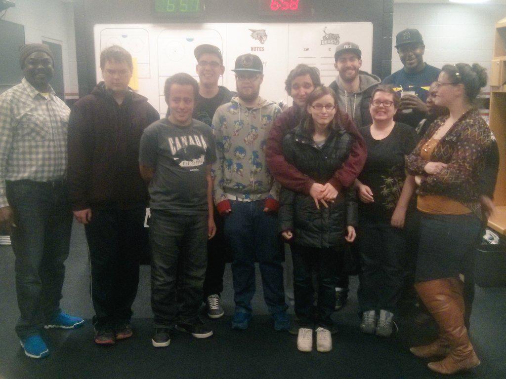 CalsPals32's tweet photo. Last night @calwild32 spent time hanging out with members of @KerrysPlace ! Great night with food and board games! http://t.co/lnQSUBCa8N