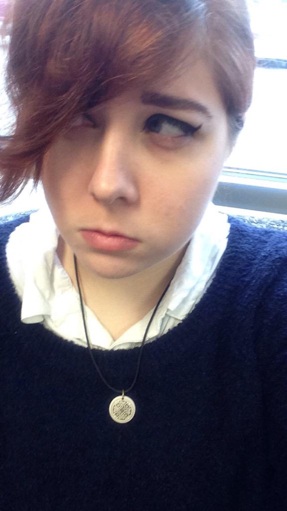 fandounknown's tweet image. That feeling when you're at the doctors office fifteen minutes early for your appointment #ihatewaiting #canileave