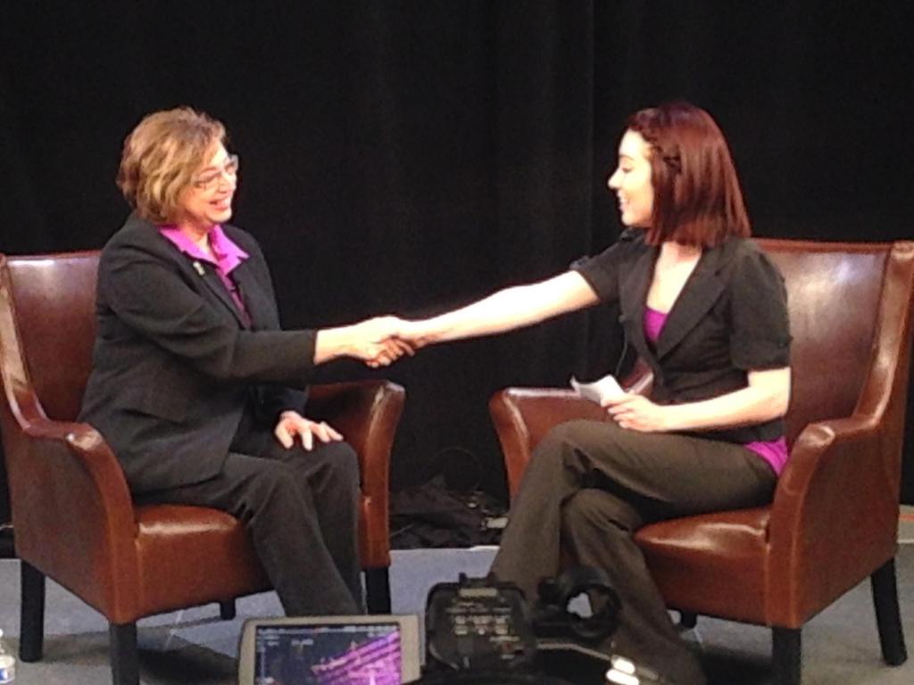 NaomiDuerr's tweet photo. Thanks @Kasondra_Cory for great exp. today on set w/ Reynolds Sch of Journalism students. As good as pros!#ThinkReno http://t.co/9iKrpmR4GS