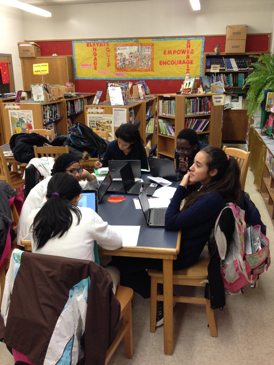 Greensquad_PCM's tweet photo. This is us researching! http://t.co/ZVm0VYzZXM