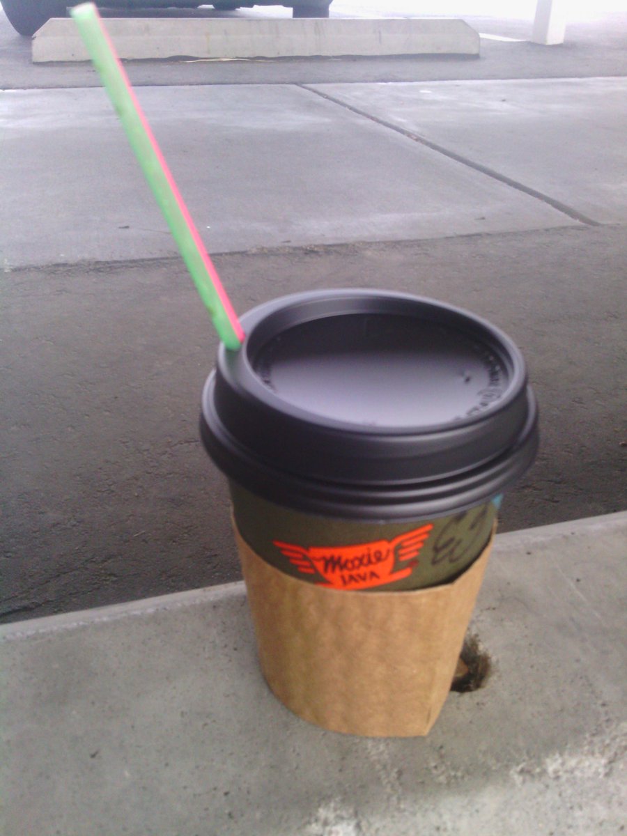 chanelletorrez5's tweet image. I love #MoxieJava mochas and lattes :)