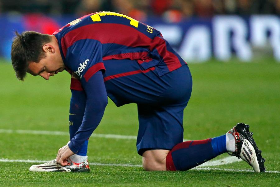 sports_fr's tweet photo. #Football Lionel Messi blessé et forfait face au @PSG_inside ? http://t.co/mmFfL2A1Xv #Barça #LdC http://t.co/6S8c7Ch4Bd