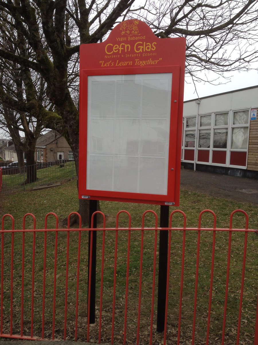 EliteSigns's tweet image. #Bespoke #PostMounted #SignSystem #designed, #manufactured &amp;amp; #installed for local #Bridgend #School; #CefnGlasInfants