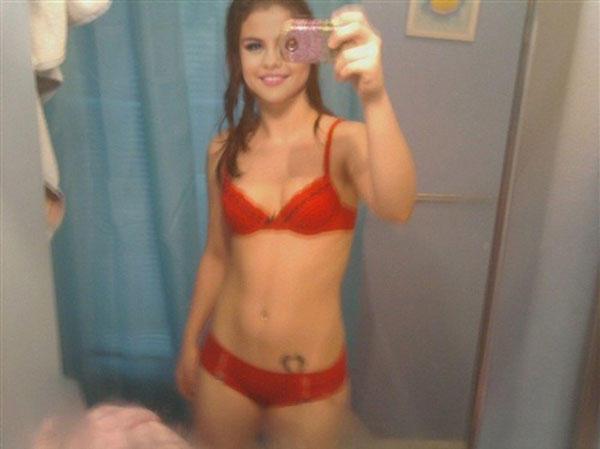 Hacked: Kristin Kreuk Nude Hacked: Kristin Kreuk Nude