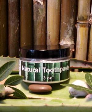 GreenSelfCare's tweet image. Natural Tooth Powder - #FreshensBreath #GentlyPolishes #NaturalToothPowder - greenselfcare.com/natural-tooth-…
