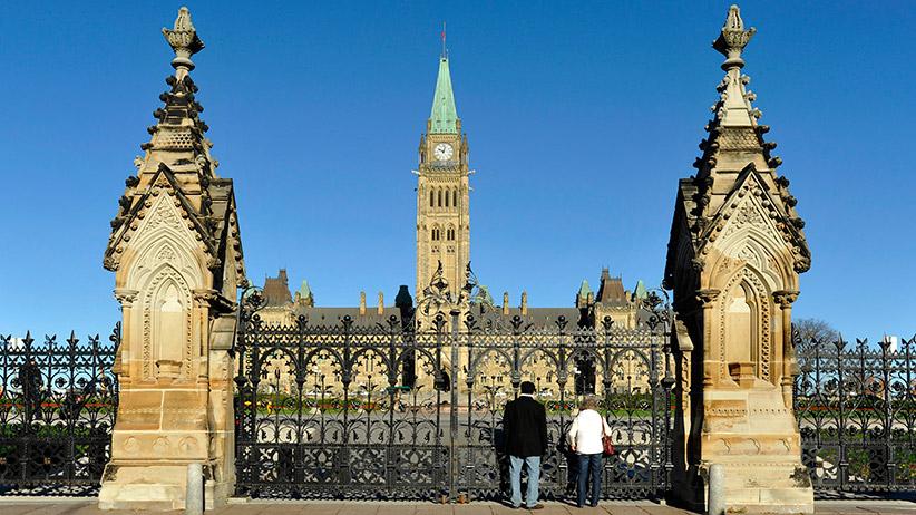 Anti-terrorism bill really about suppressing Aboriginals, critics tell MPs macleans.ca/politics/ottaw…