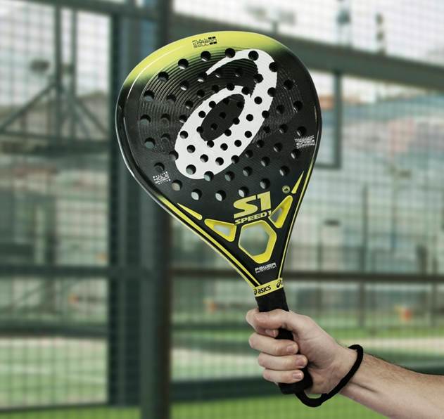 ASICSspain's tweet photo. Presentamos la pala que ASICS ha diseñado en exclusiva para @pablojoselima. Debutará en Barcelona WPT.#ASICSGoLiveIt http://t.co/BkyJrnhfik