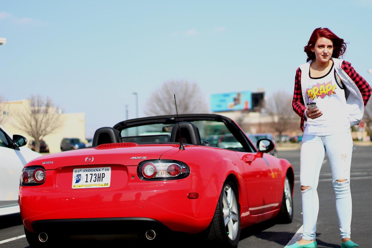 Own it.
Brap it.
Love it.

I think that should be a shirt.

Photo by @oneslowrx8