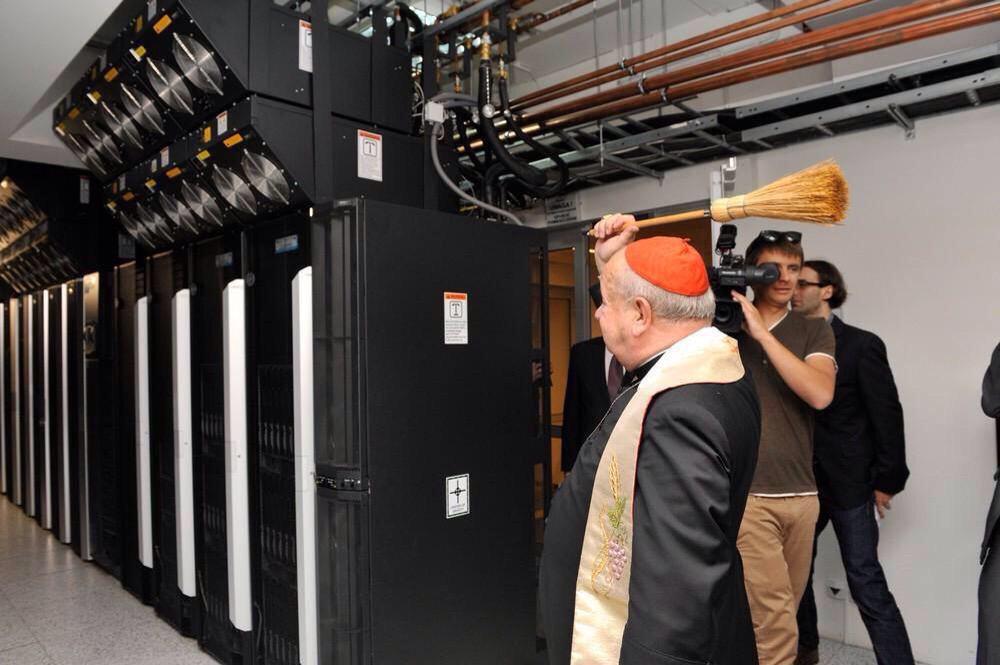 E1Am1g01nf0rma1's tweet photo. Técnicas avanzadas de eliminación de Malware en Mainframes.
Volumen I.
. http://t.co/f7INSSErZJ