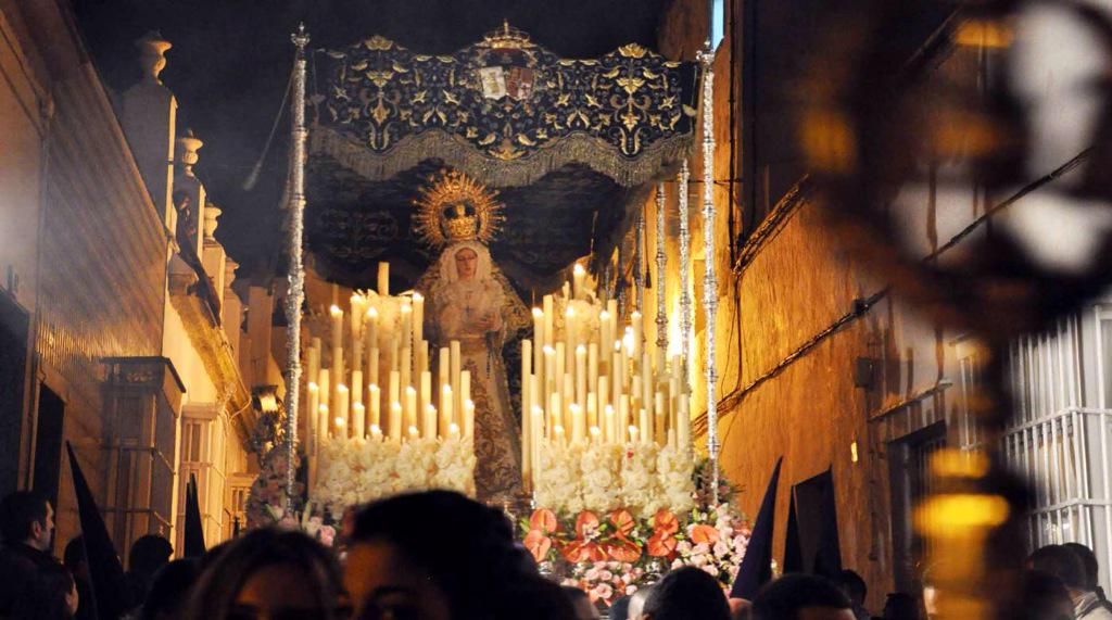 ISRisrra's tweet photo. Ya falta menos #Cuaresma15ip http://t.co/IG2rOzYSQ5