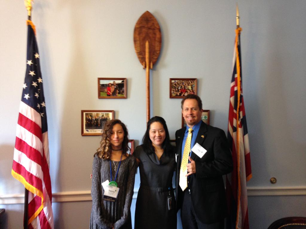 jweaver80's tweet photo. @TulsiPress Great meeting with Wendy Clerinx at Tulsi Gabbard's office. #AdvocateForArthritis http://t.co/6cqQbb8w2L