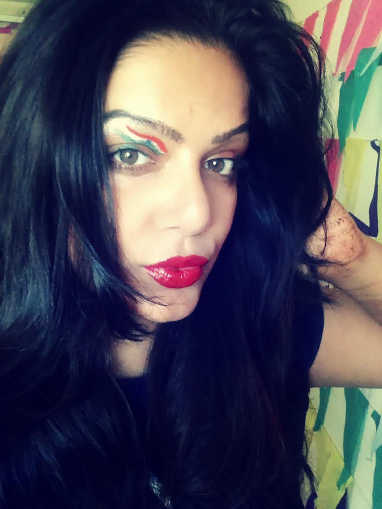 BeingReva tweet picture