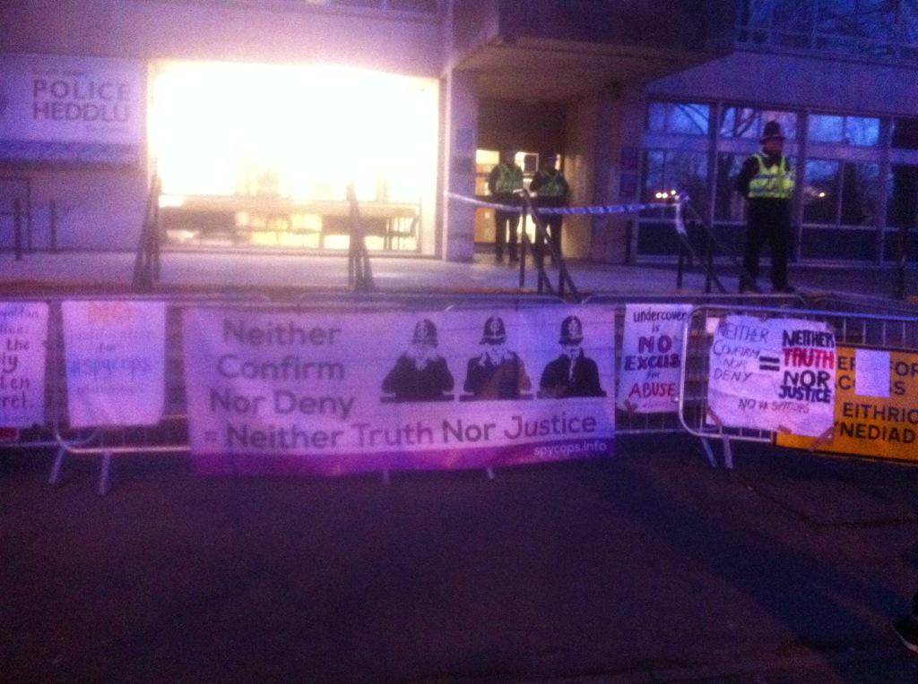 tombfowler's tweet photo. Lovely coffee and cake on offer from @FNBCardiff at anti-#spycops demo in #Cardiff http://t.co/tmR5R7R81U