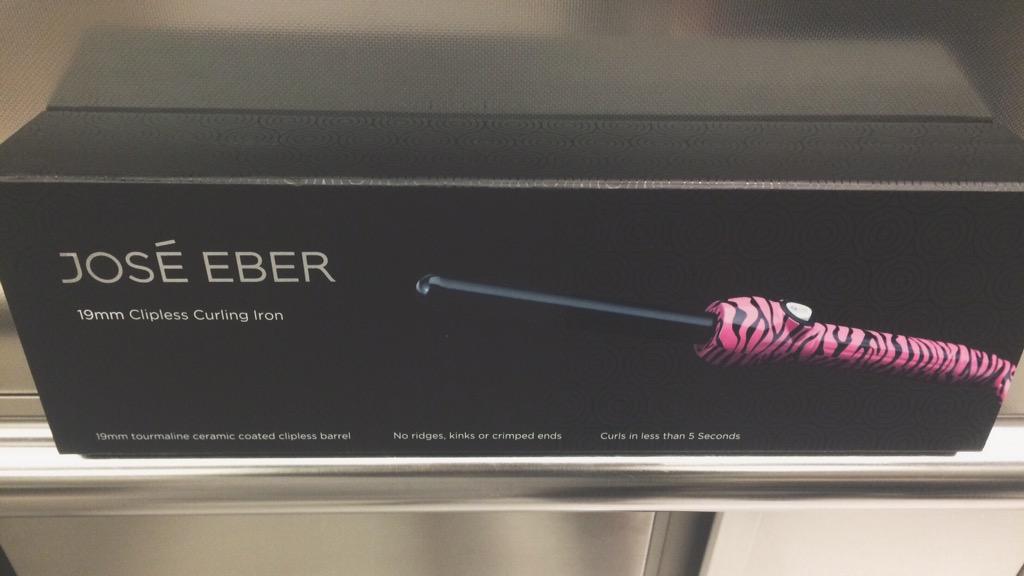 Freyaxxoo's tweet photo. Love my new curling iron! #JoséEber http://t.co/gUh2LXtcxt