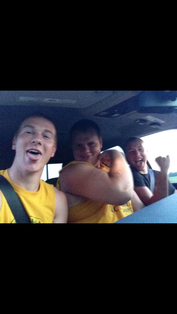 T_WALD0's tweet photo. Happy birthday @Matt50_Johnson #finnagetturnt http://t.co/PX3gsAvev8