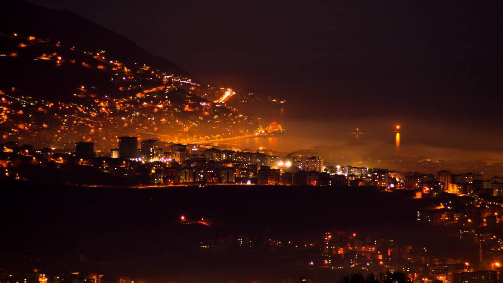Akşam oldu yanıyor da Ordu'nun ışıkları...