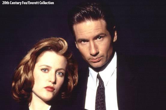 WSJ's tweet image. Fox is re-opening #TheXFiles. The show will return as a 6-episode “event series.” on.wsj.com/1y1ZSPt