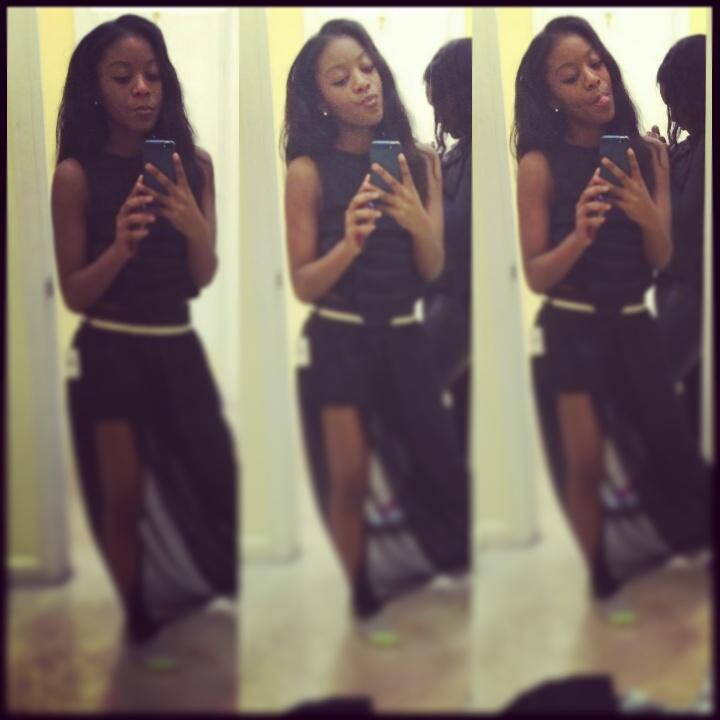 _tinytott's tweet photo. 👀 who that? #LilPop? 😏 Yeah You Know #MyBabysKeeper❤ #BLOWCity #POPBlock✊ #LongLiveYou @poppysellers1 😘😘😘 http://t.co/Ha5jACcwlC