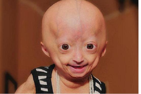 FamousMatch's tweet photo. @Heidi_Bernardez adalia rose http://t.co/IdwVnrxu8J