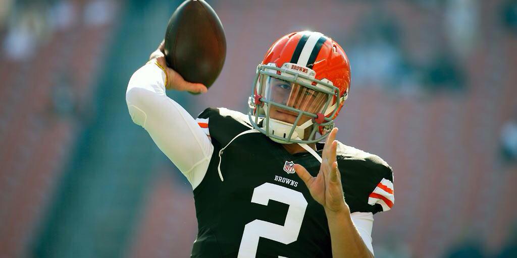 sycalez's tweet image. here's to Johnny getting out of rehab in time to train with the rest of the team. #HeilManziel