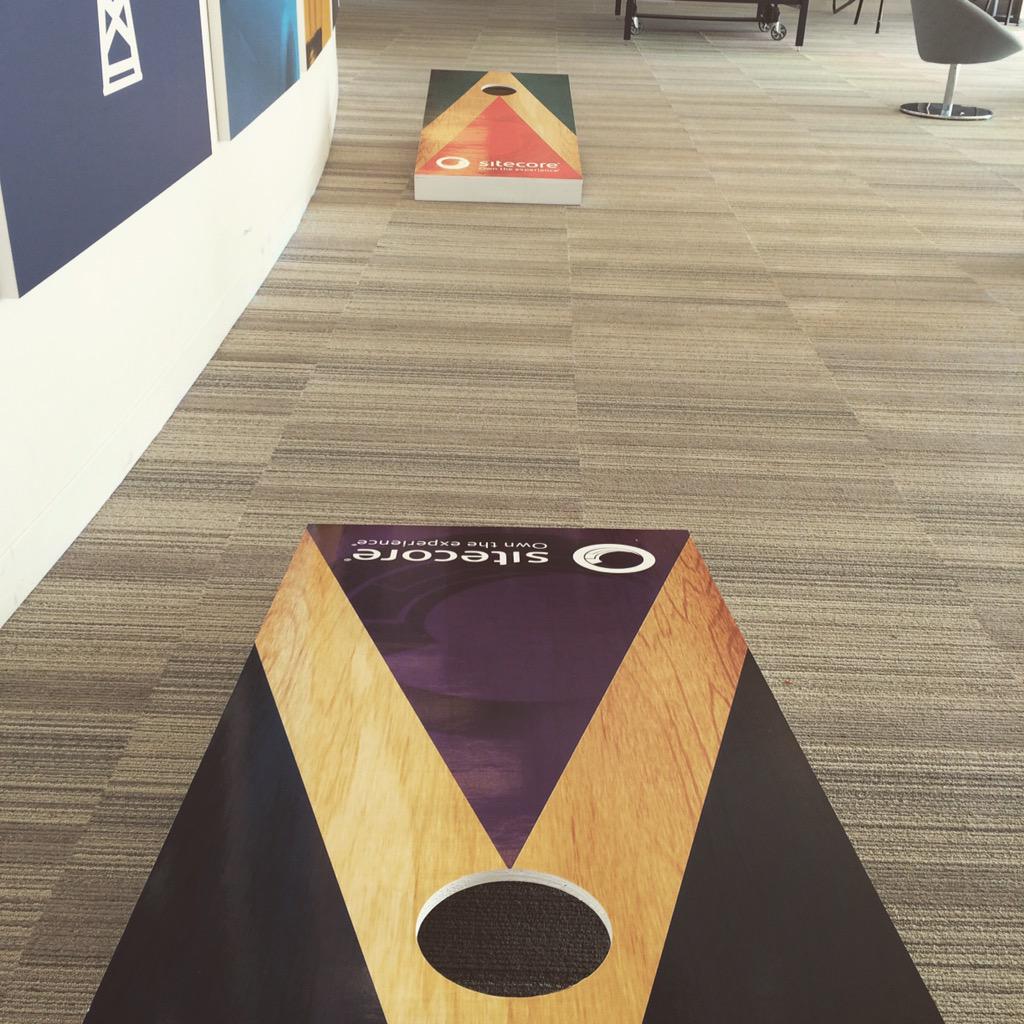 RachelJoyyyyy's tweet photo. Don't worry guys the @Sitecore #cornhole set is out to play for tonight's #RosettaTechTalks! 💁 @rosettamktg @dhulk http://t.co/UpIYrPdD2m