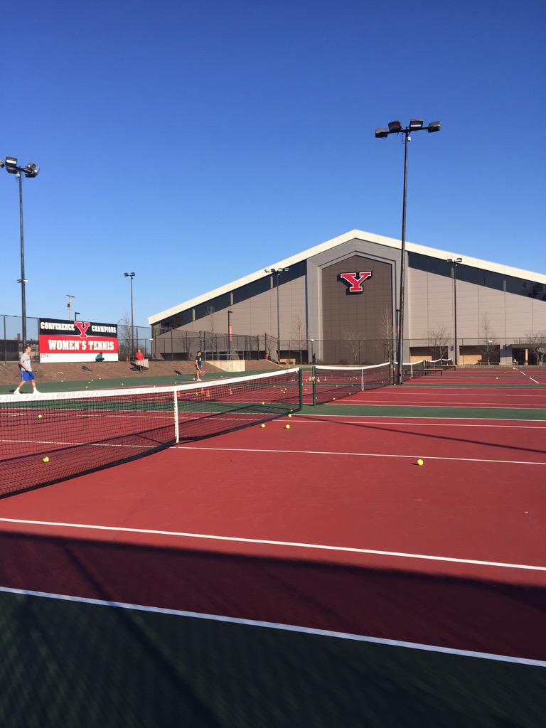Great day of practice at our home courts! Getting ready for Detroit on Sunday #PenguinNation #YSU