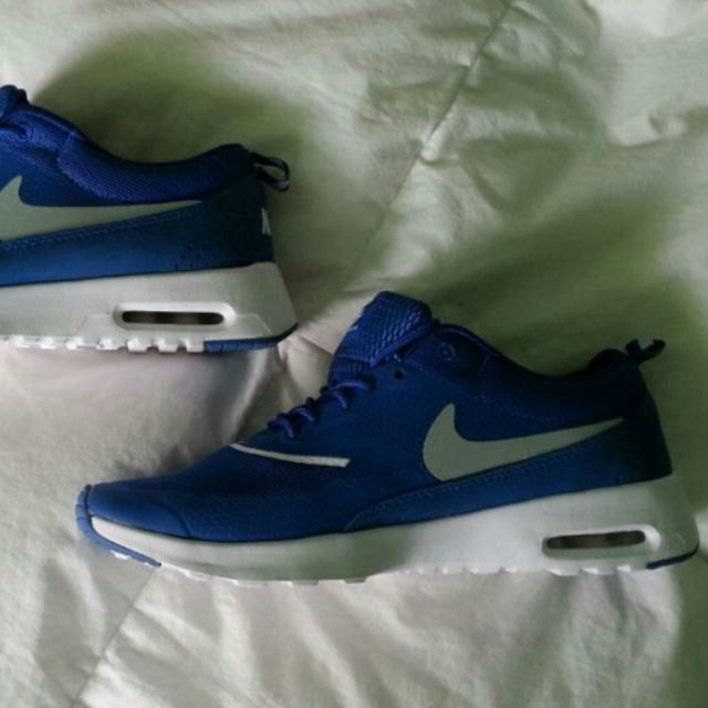 TodoMarcas7's tweet photo. Oferta Stock! Nike Air Max TheA
Talla: 42 http://t.co/2jTS2c1lj1