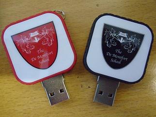 TDMS_Evesham's tweet image. @TDMS_Evesham #memorysticks for #Y6SATSrevision and #Y11GCSErevision will be given out this week #realisingpotential