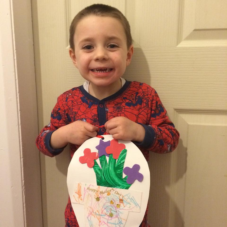 olliebobsarmy's tweet photo. Ollie is a very happy lively 4 year old, lots of love for his Mummy too! #OlliesArmy http://t.co/r9hVPMBb6N