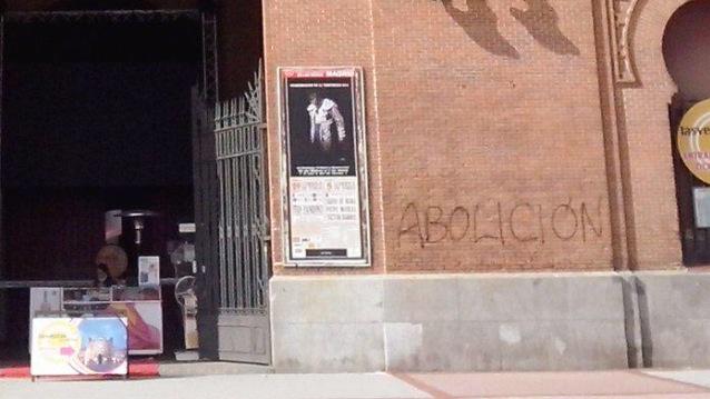 davidarenero's tweet photo. 1 favor,pido RT para q la empresa d Madrid,la CAM o a quien compita,quiten esta palabra antes d #Fandiño29M #eco http://t.co/t67ozxqEtb