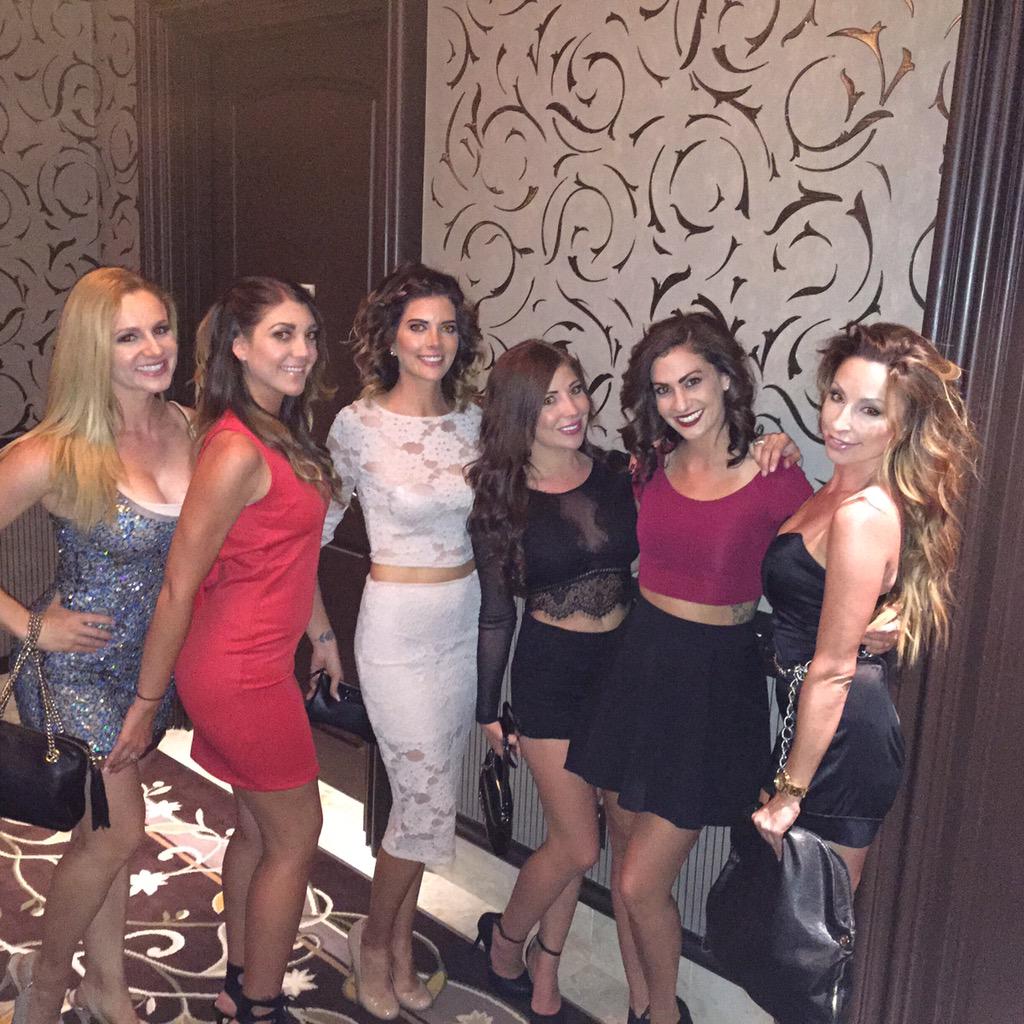 Love seeing all these pretty faces on and off the course!! #parmate #parmates #platinummodels <a href="/ParMates/">ParMates Caddies</a> <a href="/WaltersGolf/">Walters Golf</a>