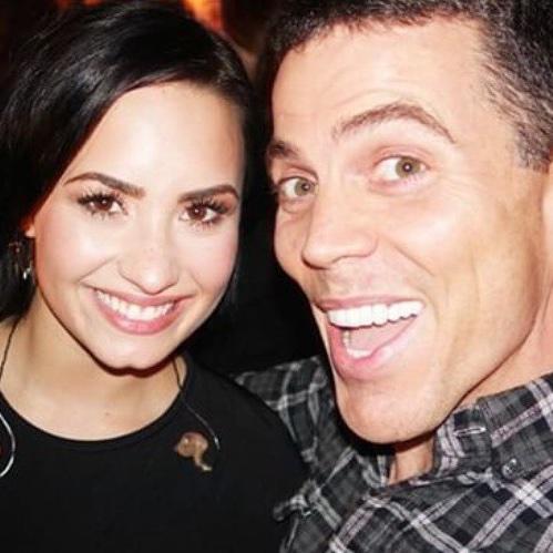 Eu amo ser lovatic (@giovanaragao) on Twitter photo 