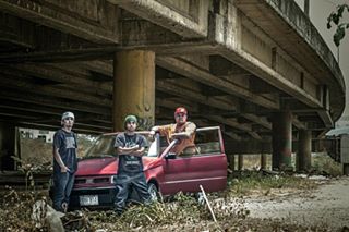 WayloFlowarrior's tweet photo. #FlowAstuto Proximamente Videos new del Grupo. http://t.co/BykCmGC7ON