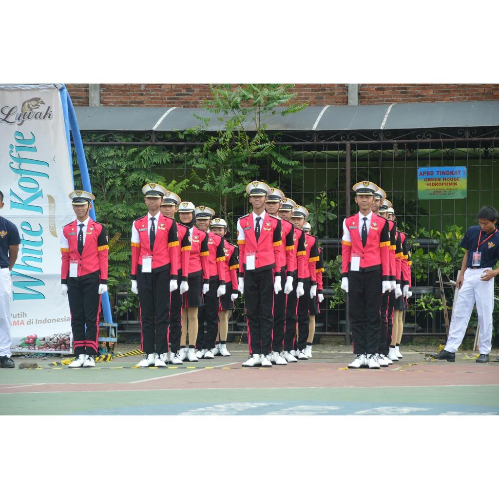 paskibrastemsa's tweet photo. Kami percaya "Tiada hasil yang mengingkari usaha" #GMS #Stemsa http://t.co/iz9lBXBJ0O